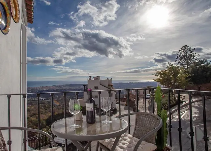 New! Renovated Flat In Mijas
